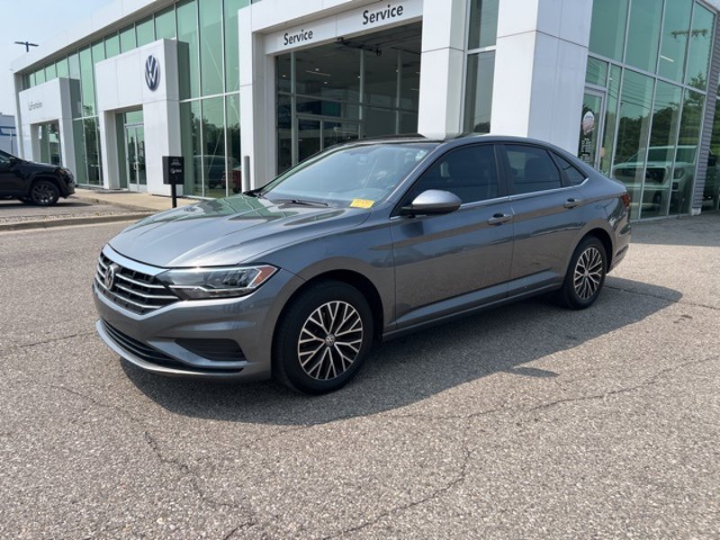Certified 2020 Volkswagen Jetta SE w/ SE Cold Weather Package image 1