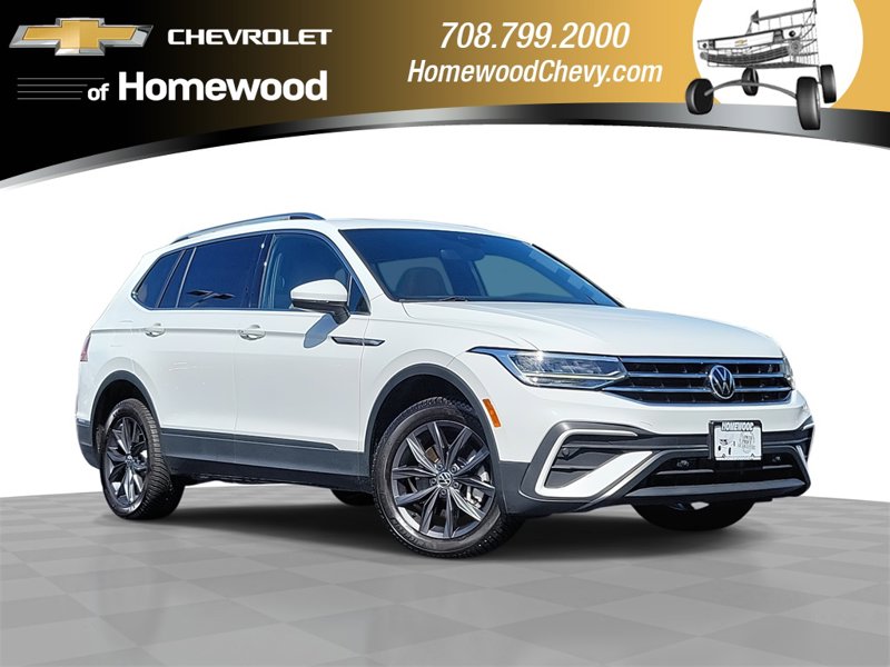 Used 2022 Volkswagen Tiguan SE image 1