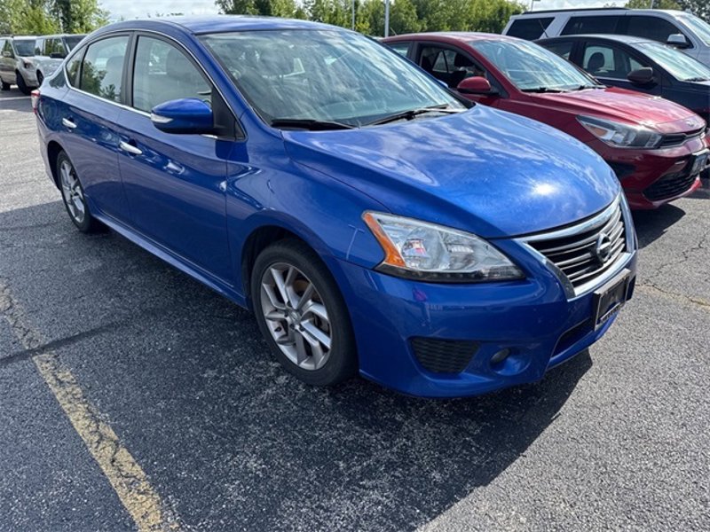 Used 2015 Nissan Sentra SR image 1