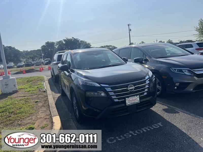 Certified 2024 Nissan Rogue S image 1