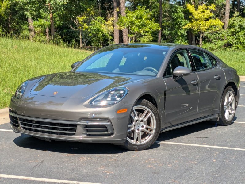 Certified 2018 Porsche Panamera image 1