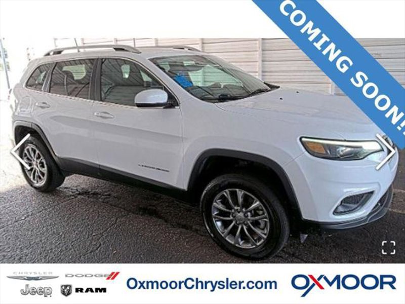 Certified 2021 Jeep Cherokee Latitude Lux w/ Trailer Tow Group image 1