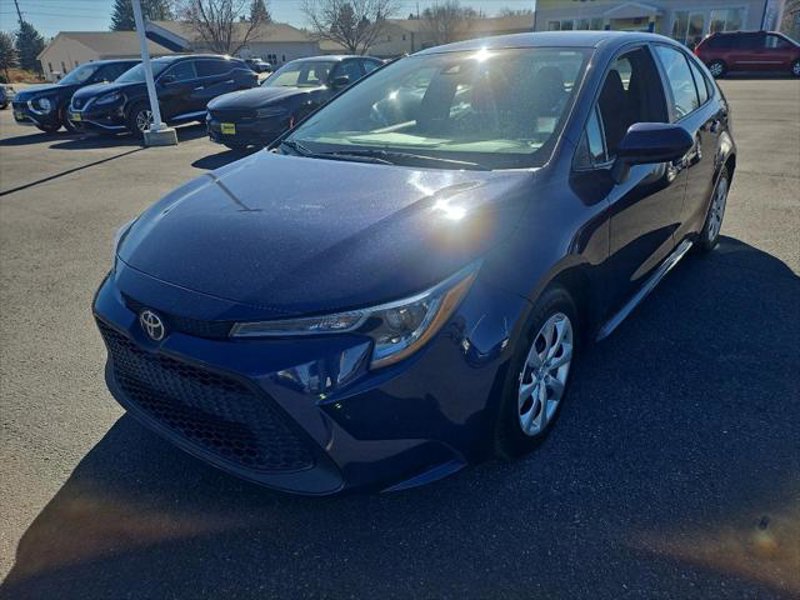 Certified 2022 Toyota Corolla LE image 1