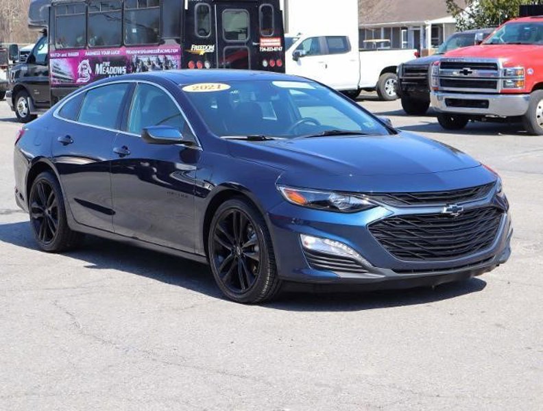Certified 2021 Chevrolet Malibu LT w/ Sport Edition image 1