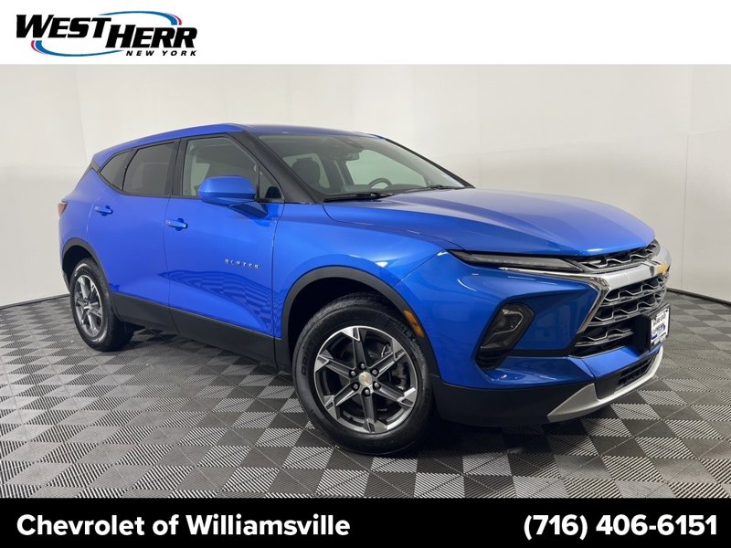Certified 2025 Chevrolet Blazer LT w/ Driver Confidence Package image 1