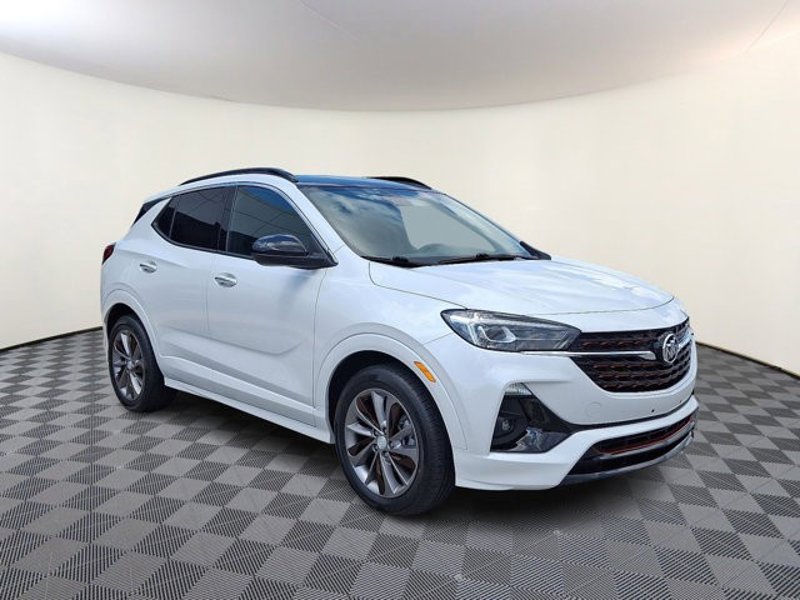 Certified 2020 Buick Encore GX Essence w/ Sport Touring Package image 1