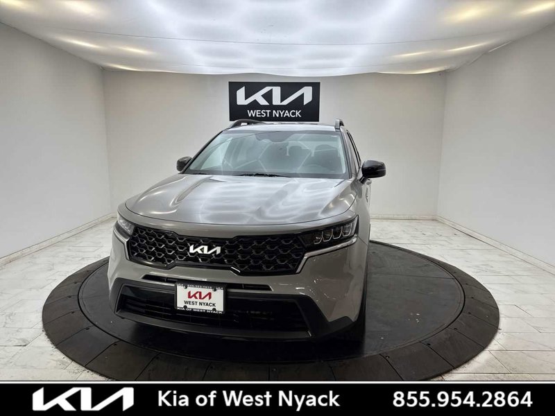 Certified 2022 Kia Sorento S image 1