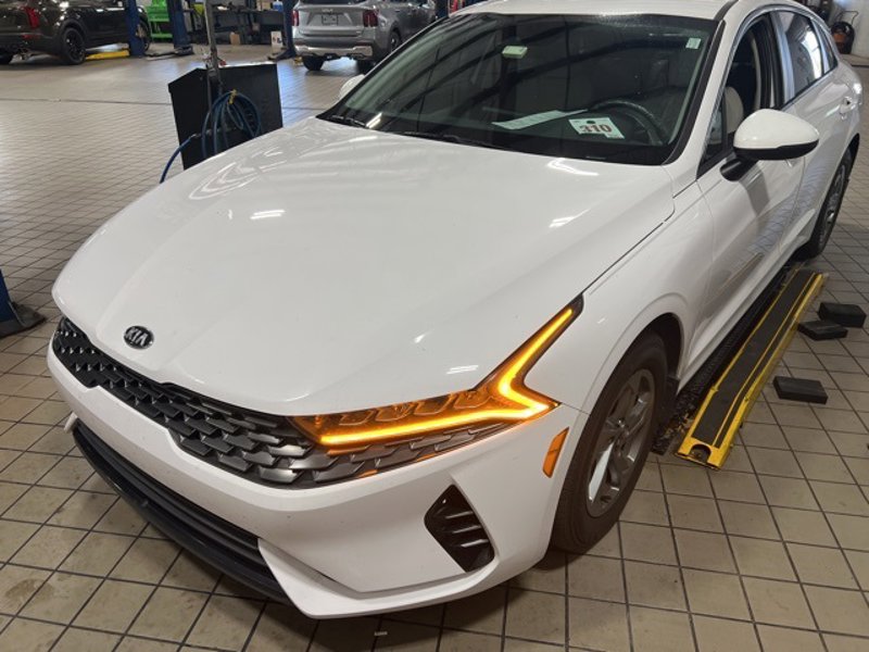 Used 2021 Kia K5 LXS image 1
