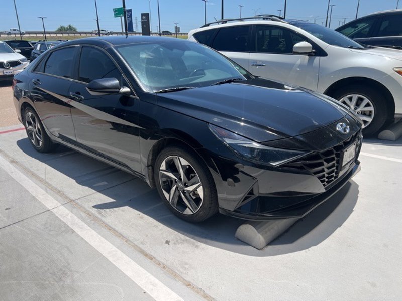 Certified 2023 Hyundai Elantra SEL w/ Convenience Package image 1