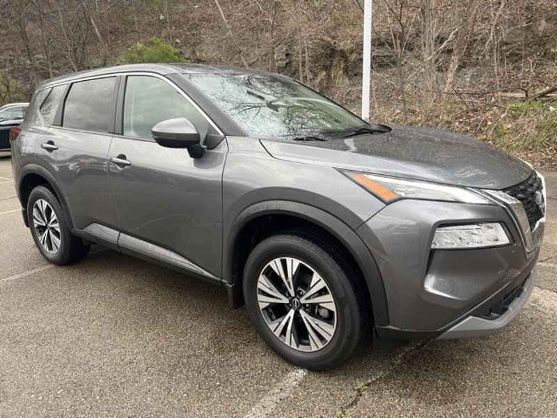 Certified 2022 Nissan Rogue SV image 1