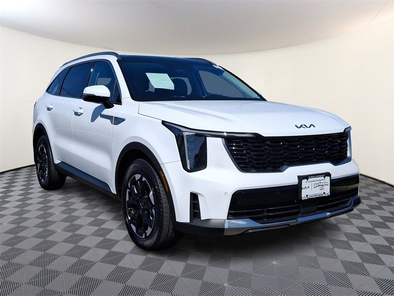 Certified 2025 Kia Sorento S w/ Panoramic Sunroof Package image 1