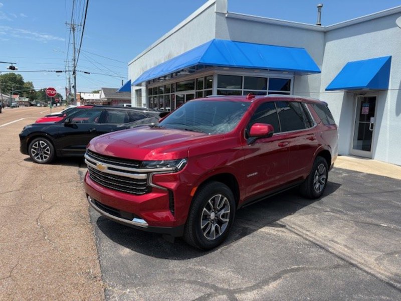 Certified 2023 Chevrolet Tahoe LT w/ Luxury Package image 1