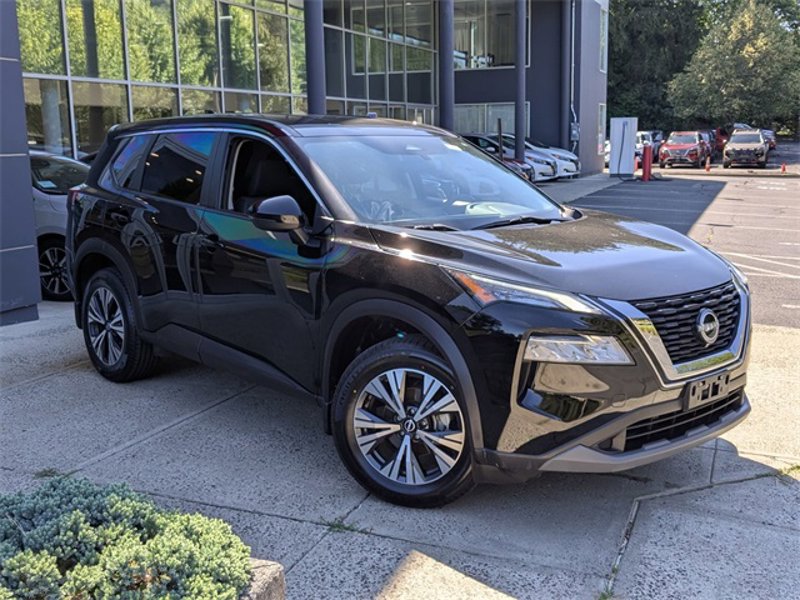 Certified 2022 Nissan Rogue SV image 1