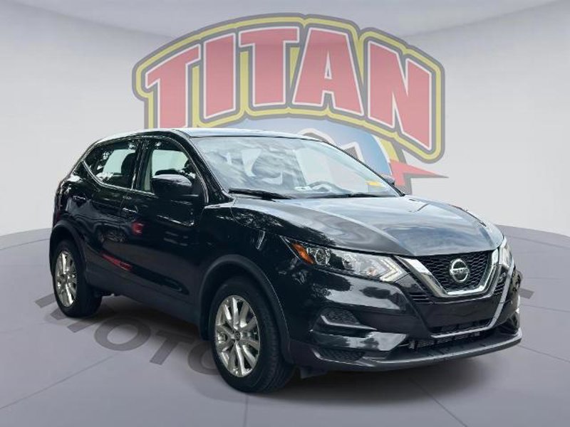 Certified 2021 Nissan Rogue Sport S image 1