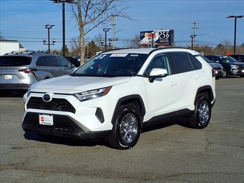 Certified 2022 Toyota RAV4 XLE image 1