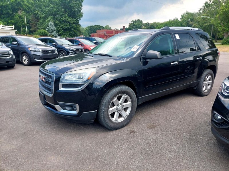 Used 2016 GMC Acadia SLE image 1
