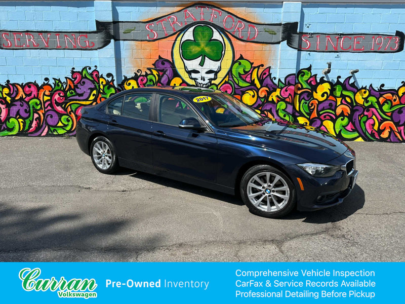 Used 2017 BMW 320i xDrive Sedan image 1