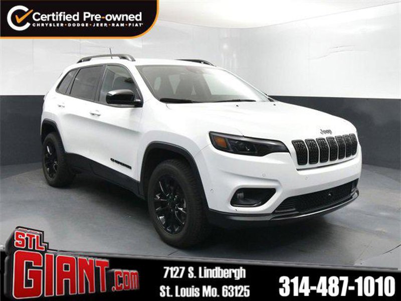 Certified 2023 Jeep Cherokee Altitude Lux image 1