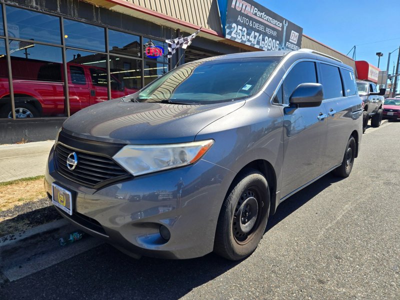 Used 2014 Nissan Quest S image 1