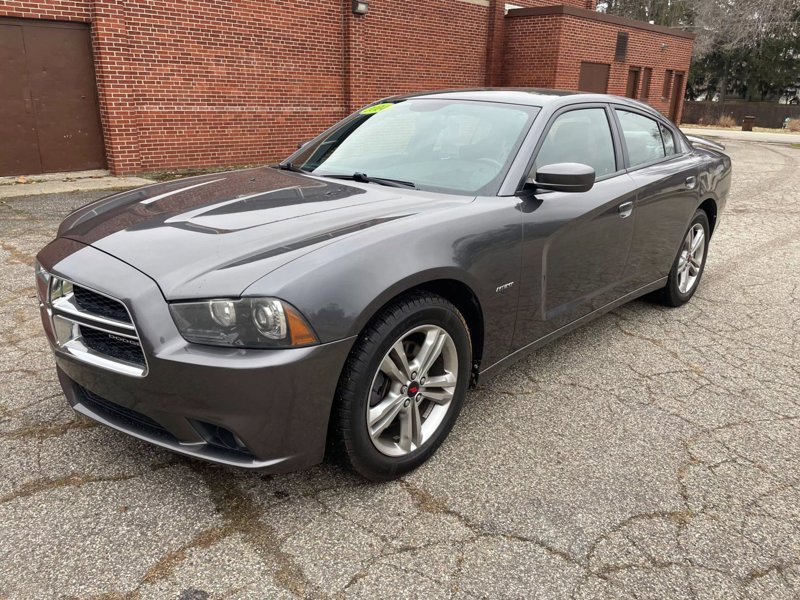 Used 2014 Dodge Charger R/T image 1