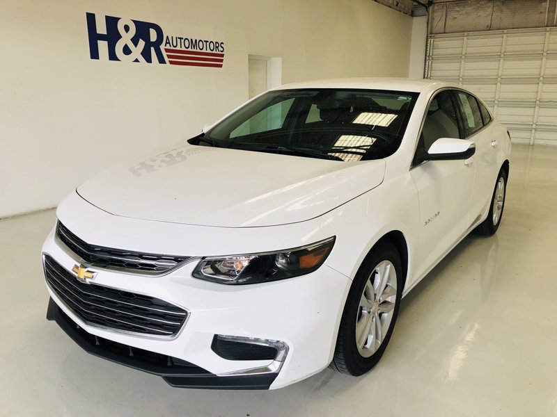 Used 2018 Chevrolet Malibu LT image 1