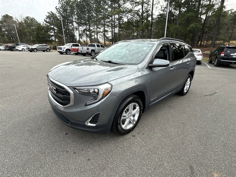 Certified 2019 GMC Terrain SLE w/ Driver Convenience Package image 1