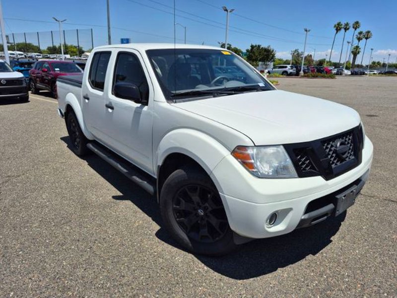 Used 2020 Nissan Frontier SV w/ Midnight Edition Floor Mats image 1