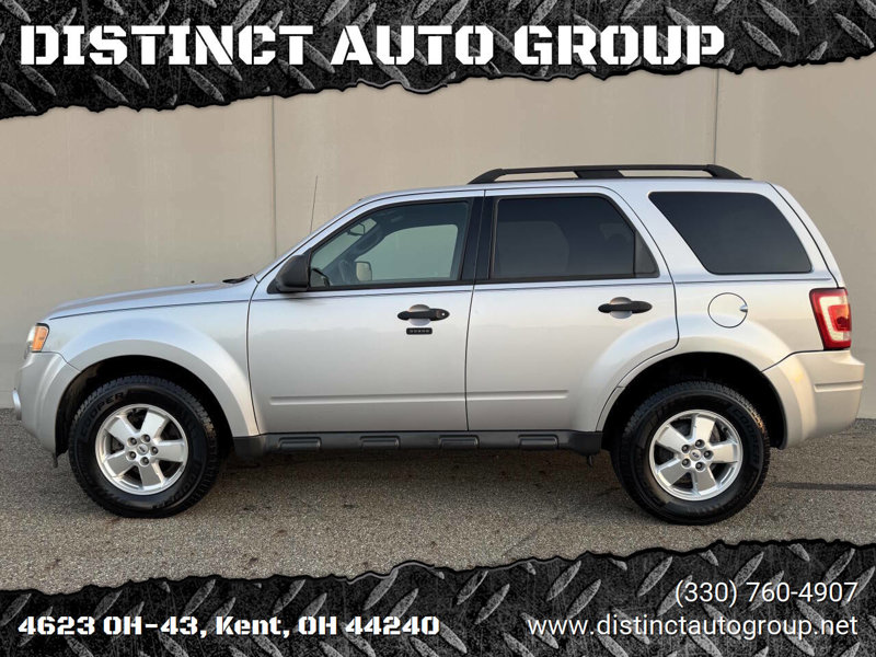 Used 2011 Ford Escape XLT image 1