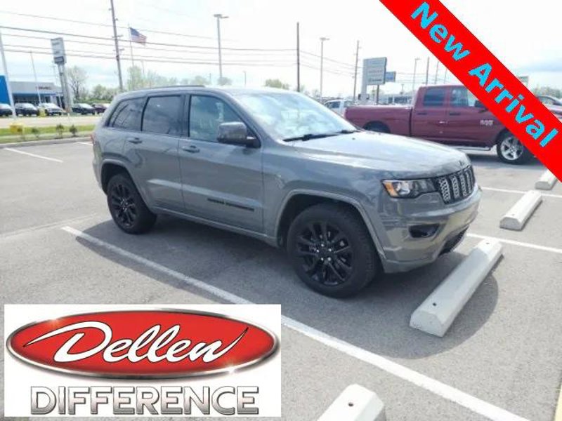 Certified 2020 Jeep Grand Cherokee Altitude image 1