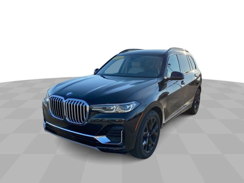 Used 2022 BMW X7 xDrive40i w/ Premium Package image 1