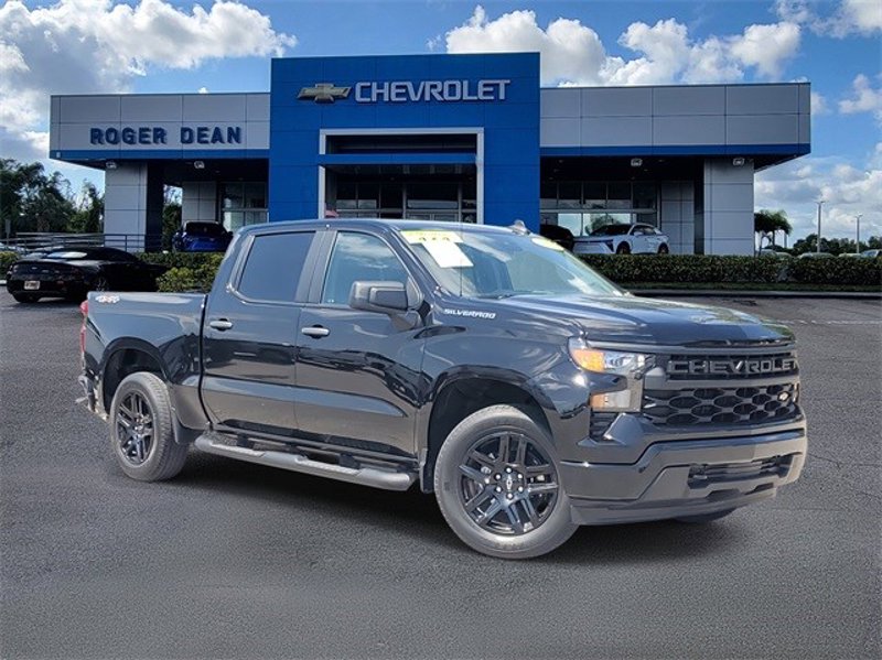 Certified 2023 Chevrolet Silverado 1500 Custom image 1