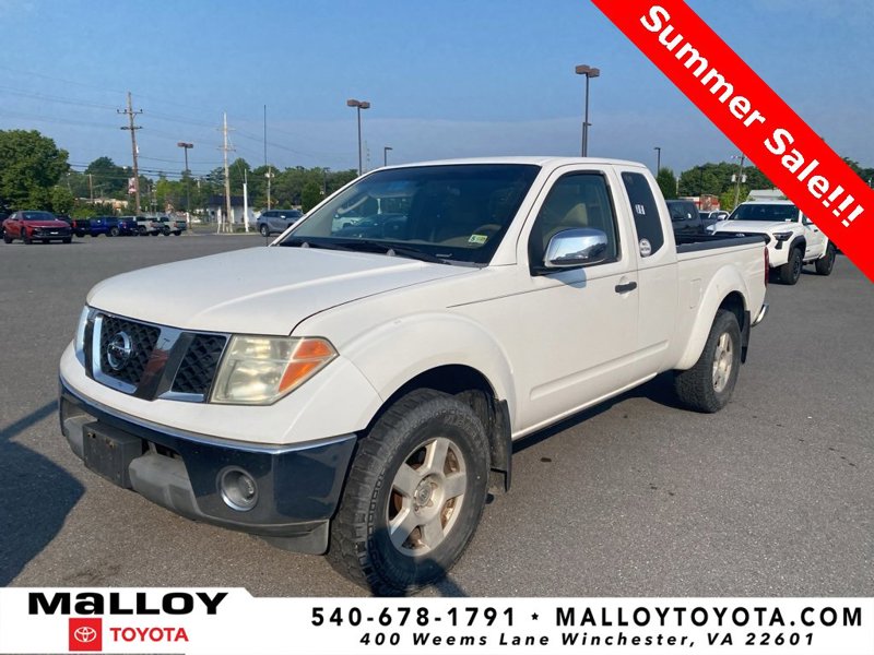 Used 2005 Nissan Frontier SE image 1