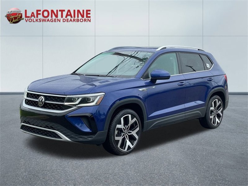 Certified 2022 Volkswagen Taos SEL w/ Panoramic Sunroof Package image 1