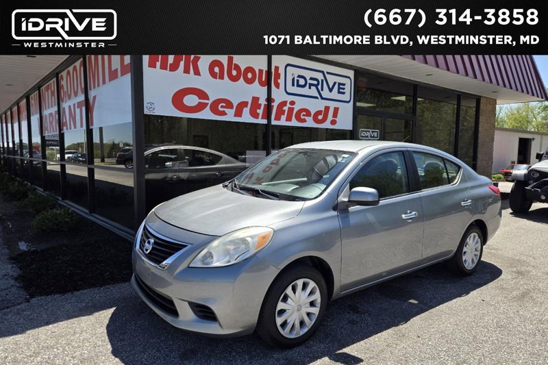 Used 2012 Nissan Versa SV w/ Convenience Pkg image 1