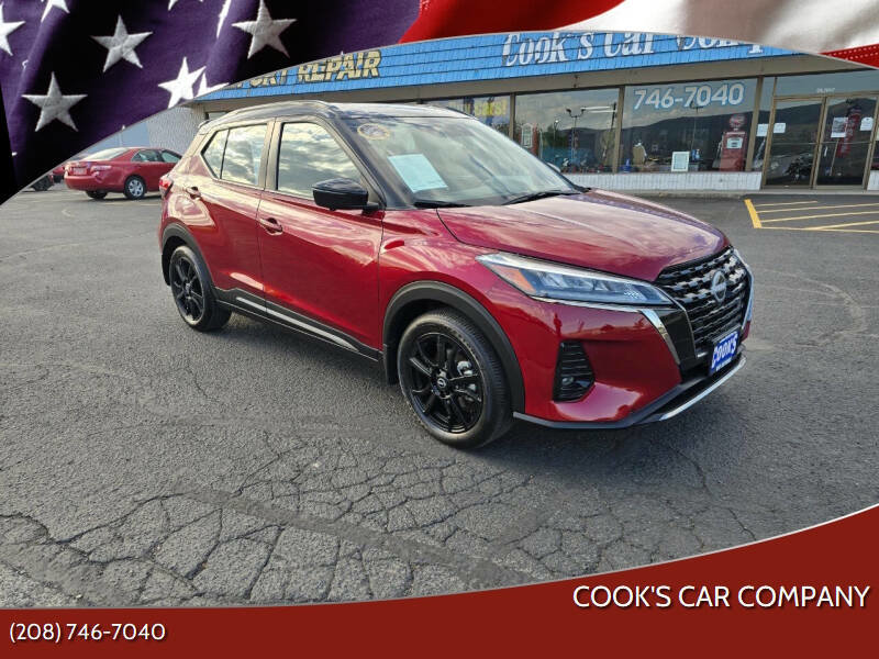 Used 2023 Nissan Kicks SR image 1