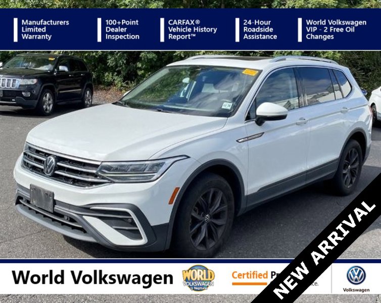 Used 2022 Volkswagen Tiguan SE w/ Panoramic Sunroof Package image 1
