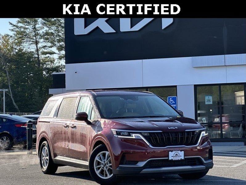 Certified 2024 Kia Carnival LX image 1
