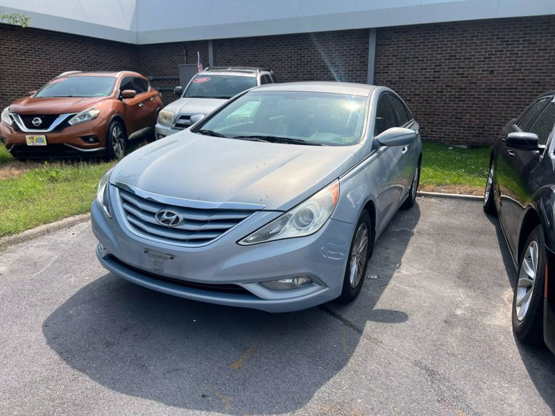 Used 2013 Hyundai Sonata GLS w/ Popular Equipment Pkg image 1