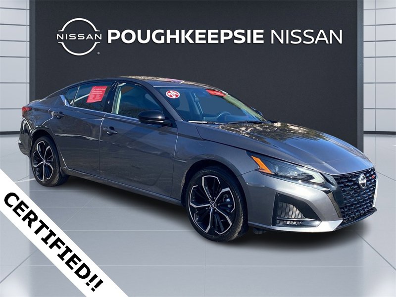 Certified 2024 Nissan Altima 2.5 SR image 1