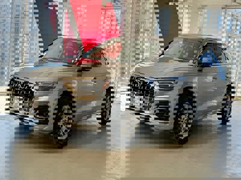 Certified 2022 Audi Q5 2.0T Premium image 1