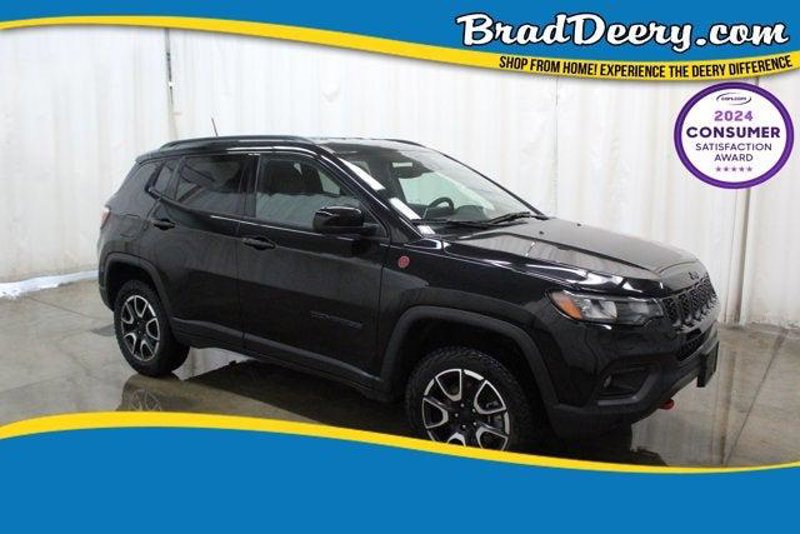 Certified 2024 Jeep Compass Trailhawk image 1