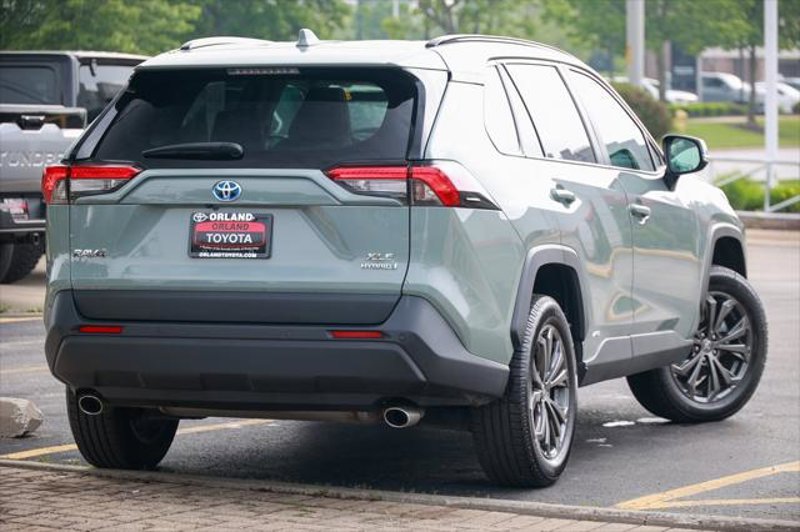 Certified 2023 Toyota RAV4 XLE Premium image 1