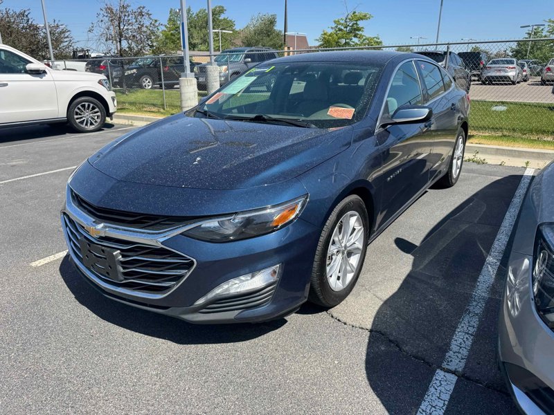 Used 2021 Chevrolet Malibu LT image 1