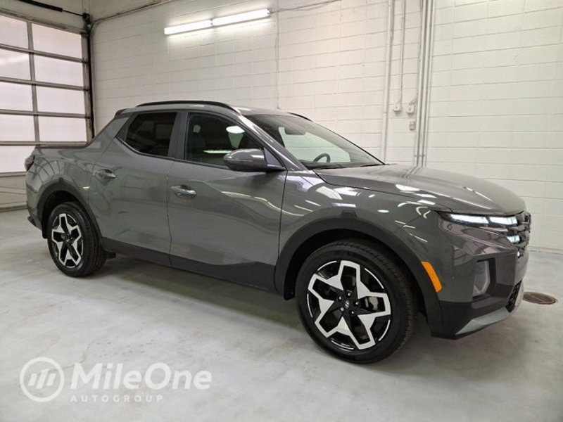 Certified 2024 Hyundai Santa Cruz Limited image 1