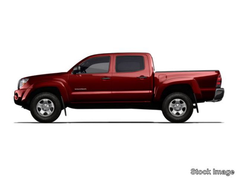 Used 2011 Toyota Tacoma PreRunner image 1