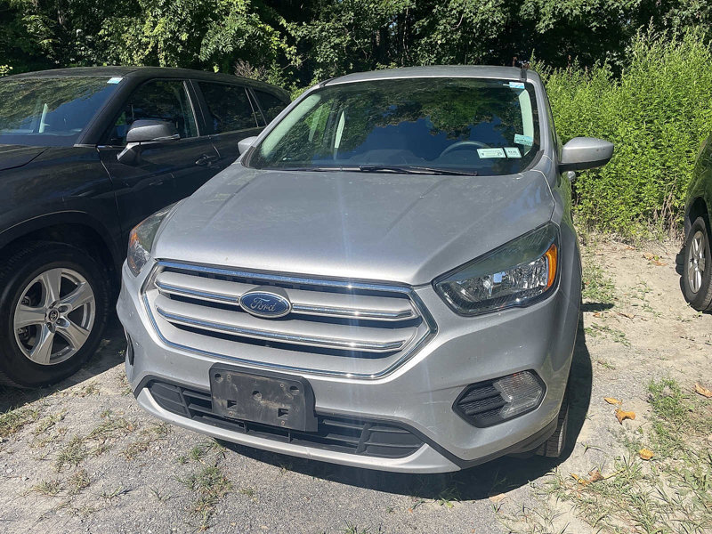Used 2019 Ford Escape SE image 1