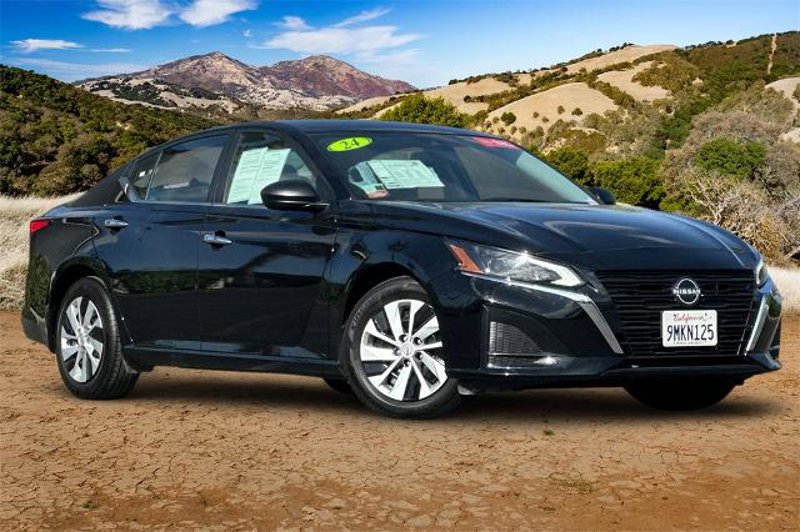 Certified 2024 Nissan Altima 2.5 S image 1