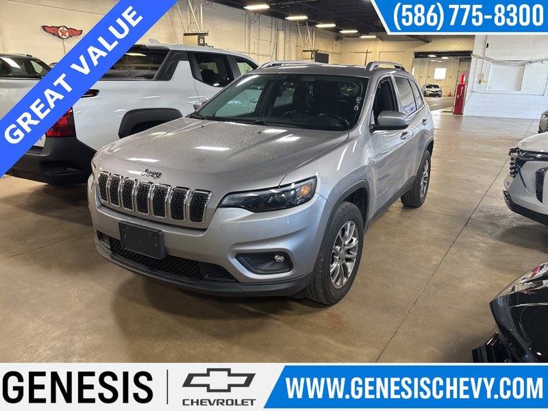 Used 2019 Jeep Cherokee Latitude Plus w/ Cold Weather Group image 1