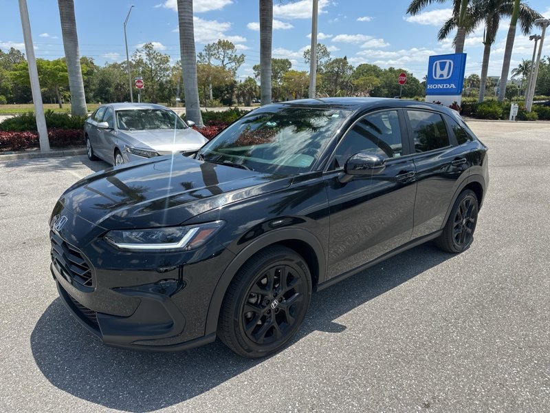 Certified 2023 Honda HR-V Sport image 1
