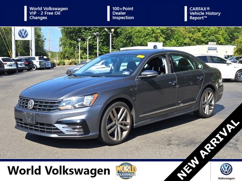 Used 2017 Volkswagen Passat 1.8T R-Line image 1